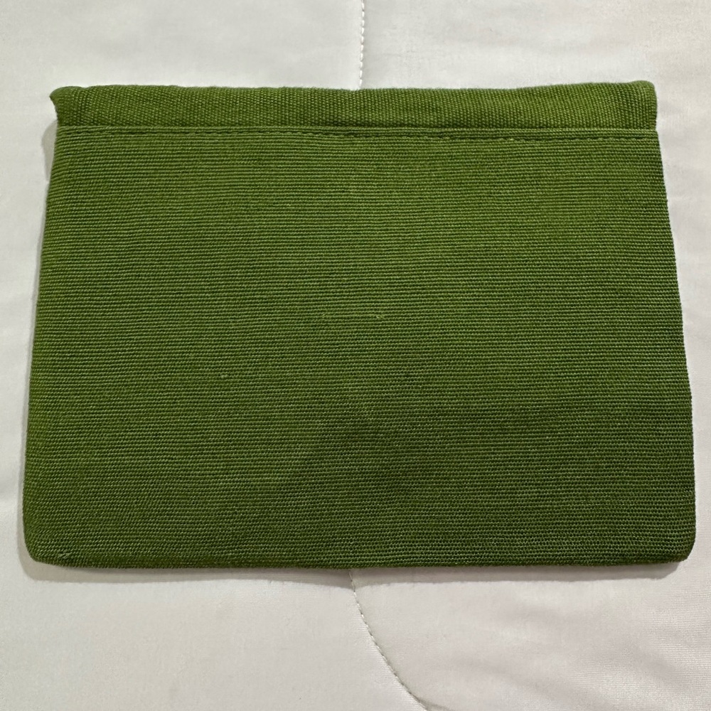 Hand Crafted Embroidered Floral Thin Envelope Crossbody Clutch Olive Green Bag - Picture 4 of 10